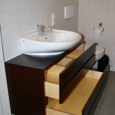 waschbeckenunterschrank-badmoebel-tischlerei-frohner-berlin-koepenick-moebeltischler-badezimmermeoebelbau-plu.jpg