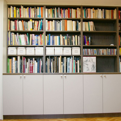 bibliothek-tischlerei-frohner-berlin-koepenick-moebeltischer-regalbau-bueromoebelfertigung-05.jpg
