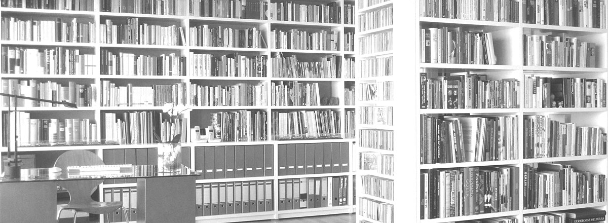 Bibliothek - Tischlerei Jens Frohner aus Berlin-Köpenick - Möbeltischler, Fensterbau, Türen, Regale, Schränke, Büromöbelfertigung
