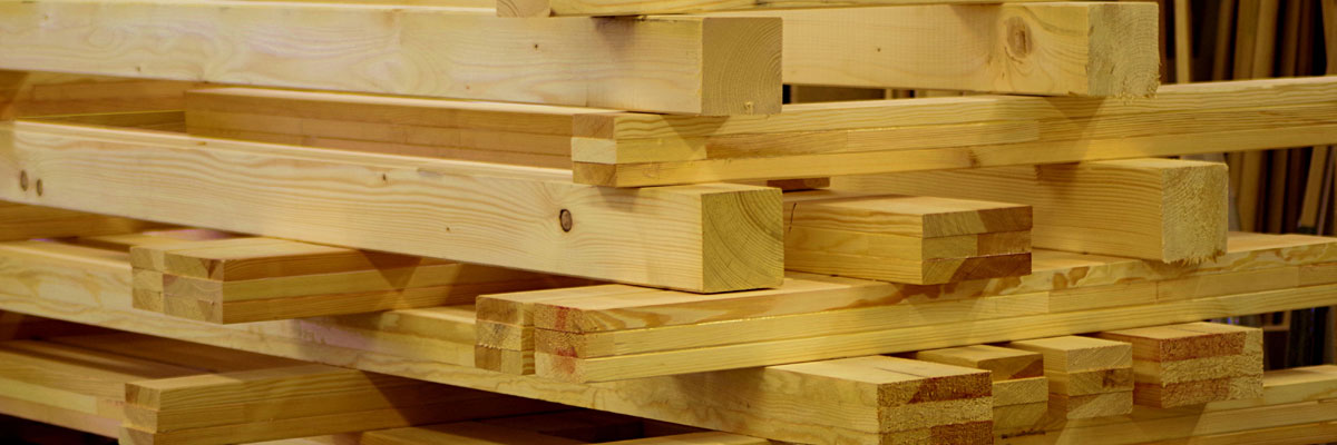 Holzmaterial - Tischlerei Jens Frohner aus Berlin-Köpenick - Möbeltischler, Fenster, Türen, Regale, Schränke, Denkmalschutz